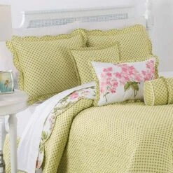 Waverly Emma's Garden 3pc Quilt Set - Green/Pink -QUILTS Sales unnamed file 1026
