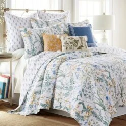 Apolonia Quilt and Pillow Sham Set - Villa Lugano by Levtex Home -QUILTS Sales unnamed file 1052