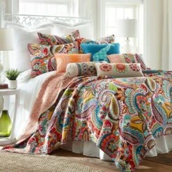 Rhapsody Quilt and Pillow Sham Set - Multicolor - Levtex Home -QUILTS Sales unnamed file 1175