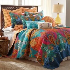 Mackenzie Quilt and Pillow Sham Set - Levtex Home -QUILTS Sales unnamed file 1188