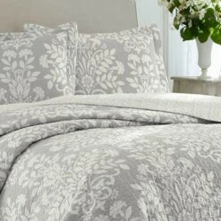 Rowland Reversible Quilt Set Gray - Laura Ashley