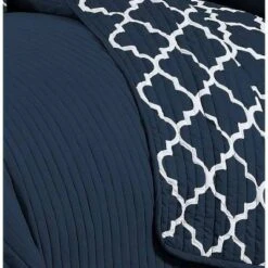 Geneva Home Fashion Avondale Manor Griffin Quilt & Sham Set Navy