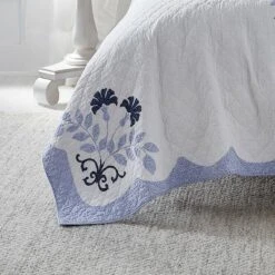 Rosaleen Quilt Blue/White - Laura Ashley 14 Rosaleen Quilt Blue/White - Laura Ashley -QUILTS Sales unnamed file 1288