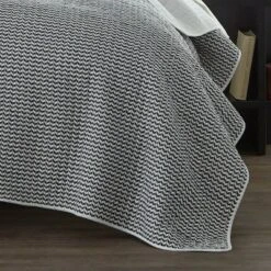 City Scene Leaves Quilt Set -QUILTS Sales unnamed file 1300