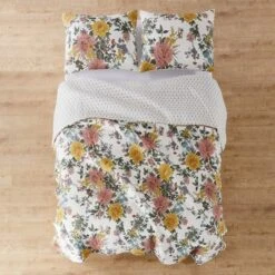 Briar Quilt and Pillow Sham Set - Levtex Home -QUILTS Sales unnamed file 1371