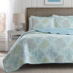 Saltwater Reversible Quilt Set Blue - Laura Ashley -QUILTS Sales unnamed file 1441