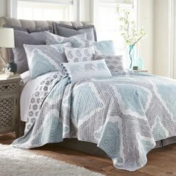 Montclair Medallion Quilt and Pillow Sham Set - Levtex Home 13 Montclair Medallion Quilt and Pillow Sham Set - Levtex Home -QUILTS Sales unnamed file 1465