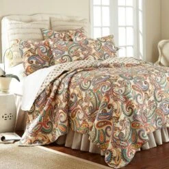 Alyssa Paisley Quilt and Pillow Sham Set - Levtex Home -QUILTS Sales unnamed file 1505