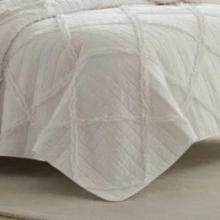 Laura Ashley Maisey Quilt Set White -QUILTS Sales unnamed file 1603