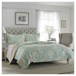 Brompton Quilt Set Laura Ashley -QUILTS Sales unnamed file 1652