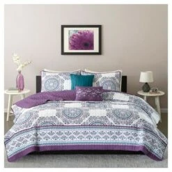 Intelligent Design Camryn Medallion Printed Quilt Set Purple