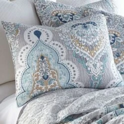 Olyria Medallion Quilt and Pillow Sham Set - Levtex Home -QUILTS Sales unnamed file 1777