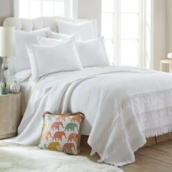 Casita White Quilt and Pillow Sham Set - Levtex Home