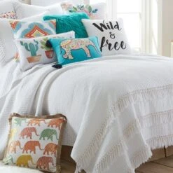 Casita White Quilt and Pillow Sham Set - Levtex Home -QUILTS Sales unnamed file 1889