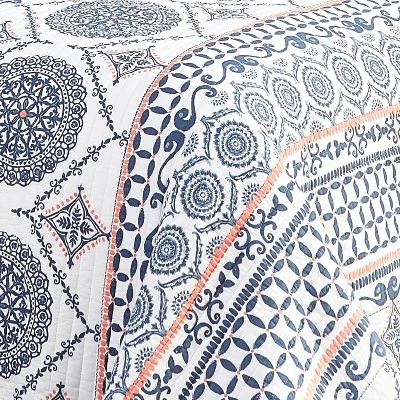 Caperoad Medallion Quilt and Pillow Sham Set - Levtex Home 6 Caperoad Medallion Quilt and Pillow Sham Set - Levtex Home - Image 4