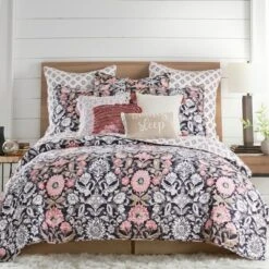 Loretta Quilt and Pillow Sham Set - Levtex Home -QUILTS Sales unnamed file 2225