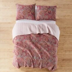 Kimpton Red Quilt Set - Levtex Home -QUILTS Sales unnamed file 2495