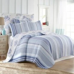 Zuma Beach Quilt and Pillow Sham Set - Levtex Home -QUILTS Sales unnamed file 2731