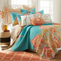 Mariska Damask Quilt and Pillow Sham Set - Levtex Home -QUILTS Sales unnamed file 2737