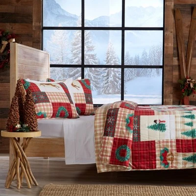 Great Bay Home Reversible Christmas 3-Piece Quilt Set With Shams Holiday Homestead Collection 4 Great Bay Home Reversible Christmas 3-Piece Quilt Set With Shams Holiday Homestead Collection - Image 2