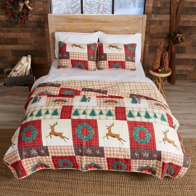 Great Bay Home Reversible Christmas 3-Piece Quilt Set With Shams Holiday Homestead Collection 5 Great Bay Home Reversible Christmas 3-Piece Quilt Set With Shams Holiday Homestead Collection - Image 3