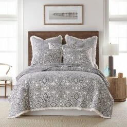 Coronado Floral Quilt and Pillow Sham Set - Levtex Home
