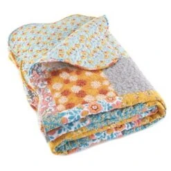 The Lakeside Collection Lakeside Chelsea Reversible Quilt - Vintage Patchwork Boho Bedspread -QUILTS Sales unnamed file 3297