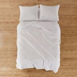 Sherbourne Quilt - Levtex Home -QUILTS Sales unnamed file 3310