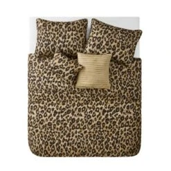 Cheetah Reversible Quilt Set - VCNY -QUILTS Sales unnamed file 3579