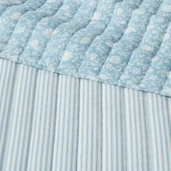 Reversible Printed Voile Floral Quilt - Threshold™ 13 Reversible Printed Voile Floral Quilt - Threshold™ -QUILTS Sales unnamed file 3629