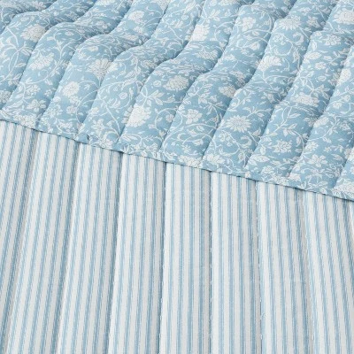 Reversible Printed Voile Floral Quilt - Threshold™ 7 Reversible Printed Voile Floral Quilt - Threshold™ - Image 5