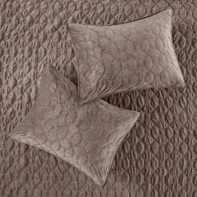 Madison Park Mercer Polyester Velvet Quilted Quilt Set Olive 5 Madison Park Mercer Polyester Velvet Quilted Quilt Set Olive - Image 3