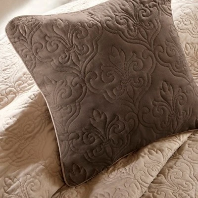 Madison Park 7pc Longmont Quilted Coverlet Set Beige 6 Madison Park 7pc Longmont Quilted Coverlet Set Beige - Image 4