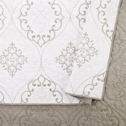 Chambers Quilt Set - Modern Heirloom Red -QUILTS Sales unnamed file 4014