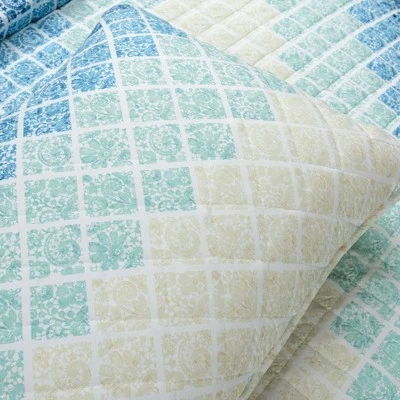 Lush Decor 3pc Medallion Ombre Quilt & Sham Set - Lush Décor Blue/navy 6 Lush Decor 3pc Medallion Ombre Quilt & Sham Set - Lush Décor Blue/navy - Image 4