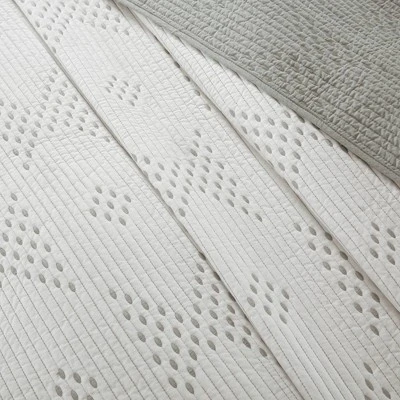 Ink+Ivy Pacific Coverlet Mini Set Taupe 4 Ink+Ivy Pacific Coverlet Mini Set Taupe - Image 2