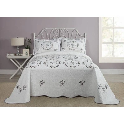 Modern Heirloom Gwen Bedspread White/Lavender 3 Modern Heirloom Gwen Bedspread White/Lavender