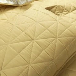 Lush Decor Mid-Century Modern Geo Reversible Quilt & Sham Set Yellow - Lush Décor 13 Lush Decor Mid-Century Modern Geo Reversible Quilt & Sham Set Yellow - Lush Décor -QUILTS Sales unnamed file 4435