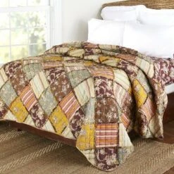 The Lakeside Collection Lakeside Harvest Ragged Patchwork Quilt - Farmhouse Accent Blanket -QUILTS Sales unnamed file 448