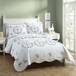 Modern Heirloom Gwen Quilt Set White/Lavender -QUILTS Sales unnamed file 4505