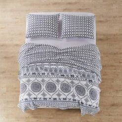 Homthreads Valentina Quilt Set Blue -QUILTS Sales unnamed file 481