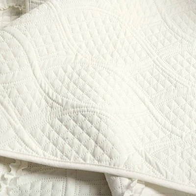 Lush Decor 3pc Avon Textured Ruffle Quilt Set - Lush Décor White 5 Lush Decor 3pc Avon Textured Ruffle Quilt Set - Lush Décor White - Image 3