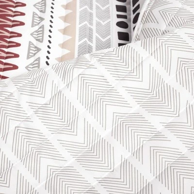 Lush Decor Southwest Stripe Quilt & Sham Set Red/Neutral - Lush Décor 5 Lush Decor Southwest Stripe Quilt & Sham Set Red/Neutral - Lush Décor - Image 3