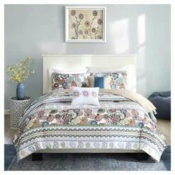 Intelligent Design Dana Medallion Quilted Multiple Piece Coverlet Set