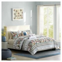 Intelligent Design Dana Medallion Quilted Multiple Piece Coverlet Set -QUILTS Sales unnamed file 5051