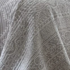 Carlisle Grey Quilt and Pillow Sham Set - Levtex Home -QUILTS Sales unnamed file 5072