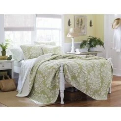 Rowland Quilt Set - Laura Ashley® Green -QUILTS Sales unnamed file 540