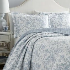 Blue Amberley Quilt Set - Laura Ashley® -QUILTS Sales unnamed file 560