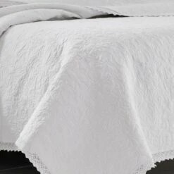 White Heirloom Crochet Quilt Set - Laura Ashley -QUILTS Sales unnamed file 606