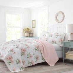 Honeysuckle Reversible Quilt Set Pink - Laura Ashley
